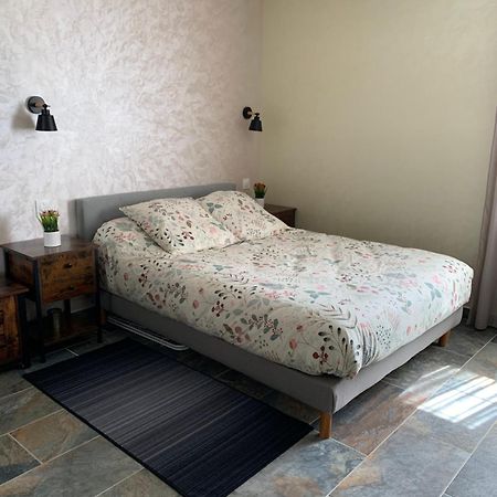 Studio Independant Avec Piscine Et Jardin L'Abergement-Sainte-Colombe Εξωτερικό φωτογραφία